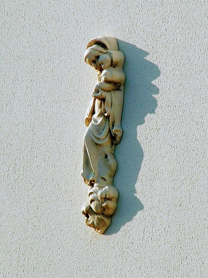 Hotel Mives Vendeghaz Pogány Exterior foto
